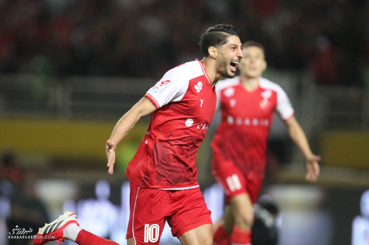 شادی گل محمدمهدی محبی در دیدار استقلال - پرسپولیس