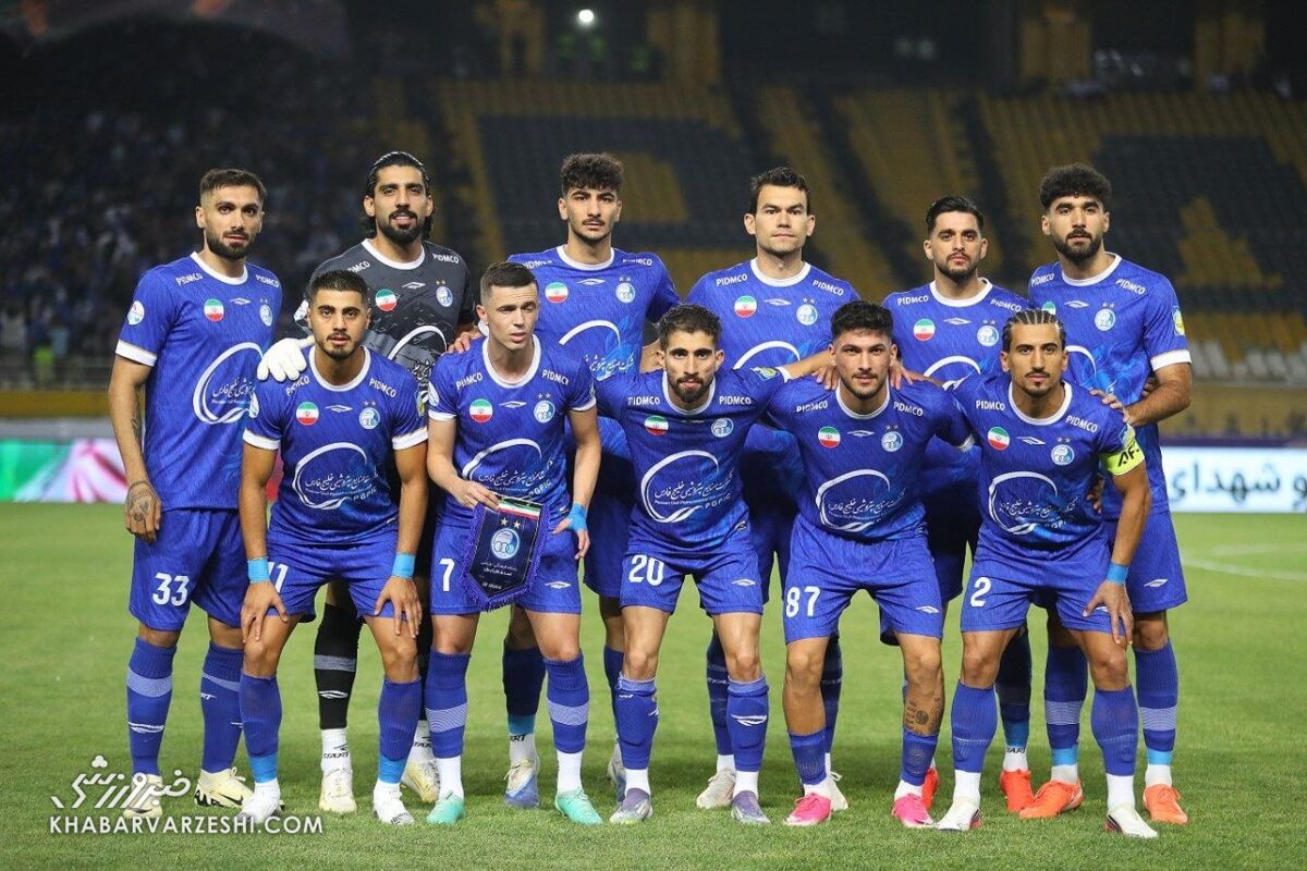 عکس تیمی استقلال مقابل پرسپولیس