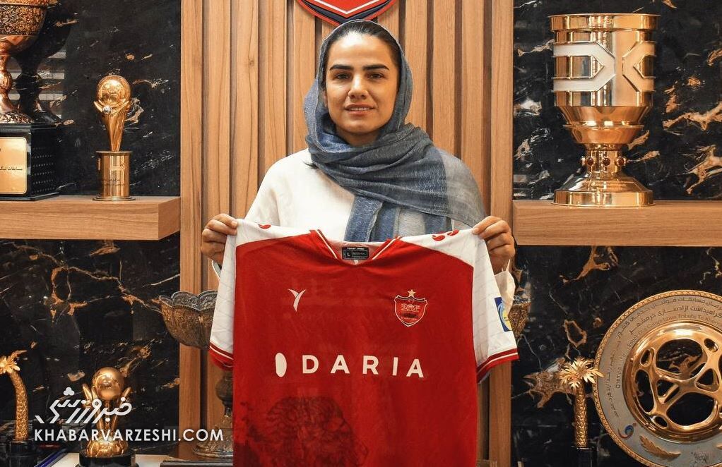 فرشته کریمی از فوتسال به فوتبال پرسپولیس پیوست