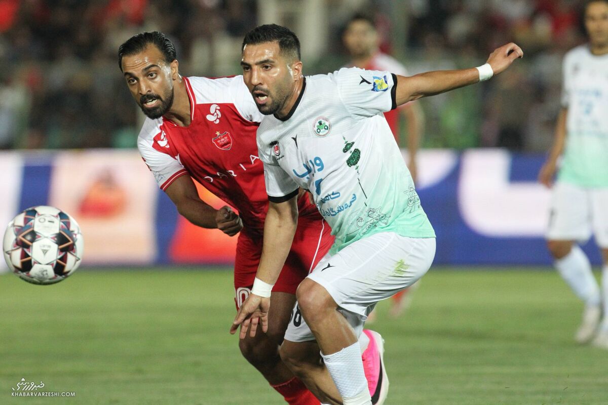 فرشید اسماعیلی: پرسپولیس برد ولی داور سوتی داد چون از اتاق VAR گفتند پنالتی!/ کابل VAR را کشیدند ولی تأثیر یک گل آخر فصل مشخص می‌شود!
