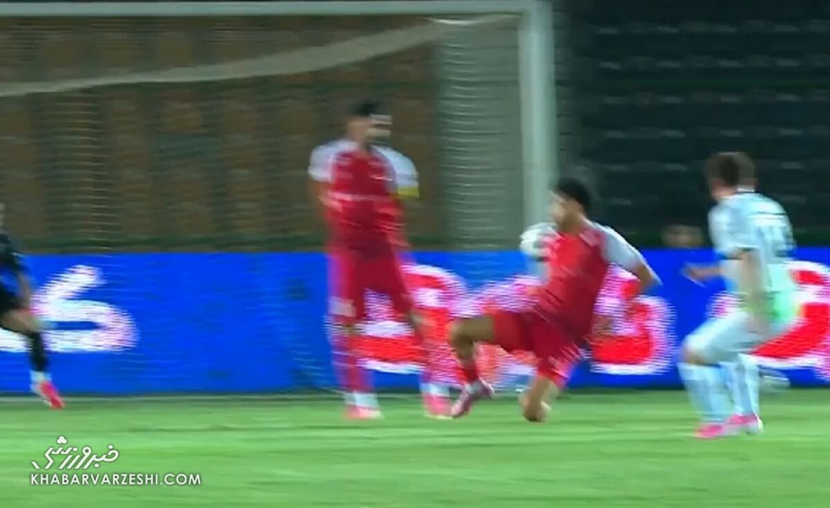 اعتراض ذوبآهنیها به هند مشکوک در محوطه پرسپولیس