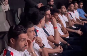 ویدیو| رامین، شجاع، بیرانوند و ستاره‌های تیم ملی تماشاگر بازی ایران در جام جهانی