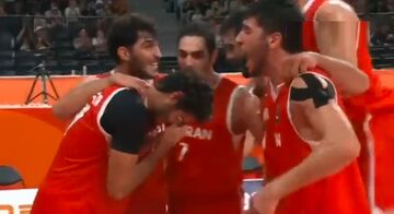 ویدیو| اشک شوق بازیکنان تیم ملی بسکتبال پس از کسب مقام سوم