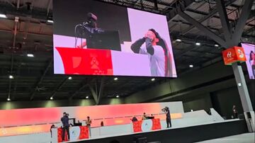 ویدیو| شادی و اشک شوق تیم  فوتبال الکترونیک ایران پس از قهرمانی