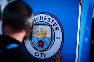 معمای نگریرا؛ چرا بارسلونا مثل منچسترسیتی مجازات نمی‌شود؟