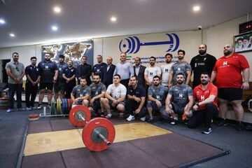 وزنه‌برداری ایران با ۲ طلا و ۲ برنز به ایران برگشت