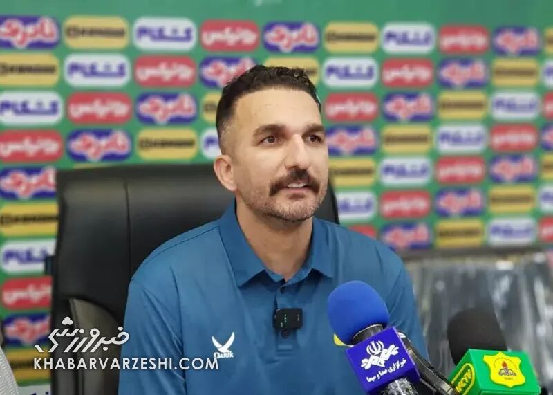 سرمربی صنعت نفت: پرسپولیس با اختلاف بهترین تیم فوتبال ایران است