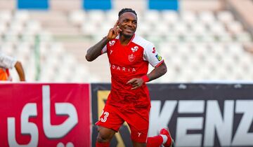 پرسپولیس باید یک میلیون دلار به ما بدهد!