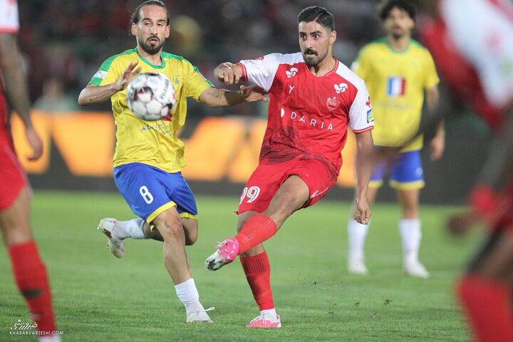 پوریا لطیفی‌فر؛ پرسپولیس - صنعت نفت