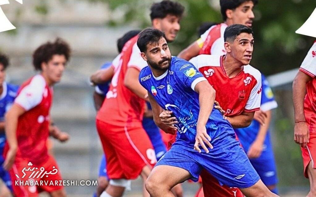 استقلال ۱ - پرسپولیس ۱/ دربی جذاب سرخابی‌ها گل داشت اما برنده نداشت