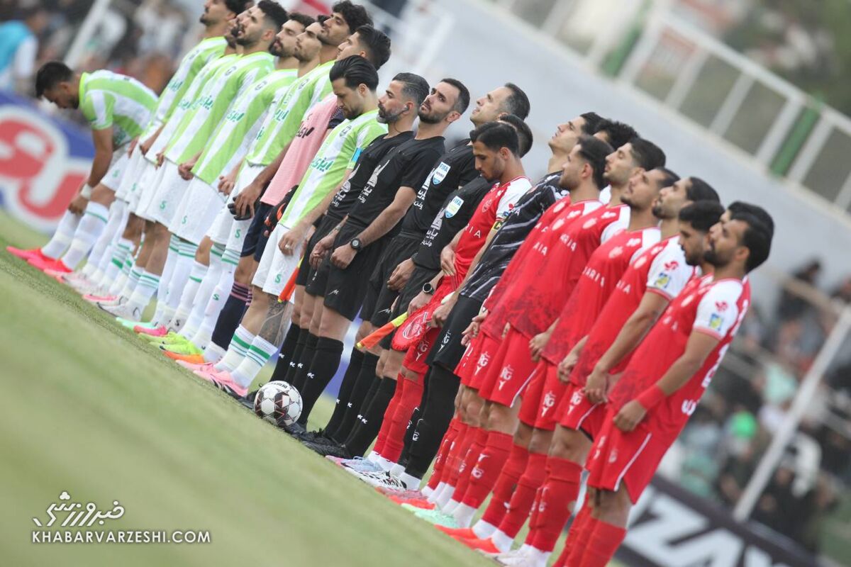 پرسپولیس ۰ - خیبر ۰/ صدرنشینی سرخها با یک امتیاز شیرین