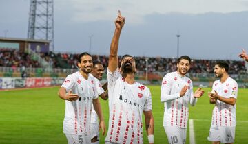 ۱۰ نفره شدن میزبان یا دخالت VAR؛ پرسپولیس چرا برد؟