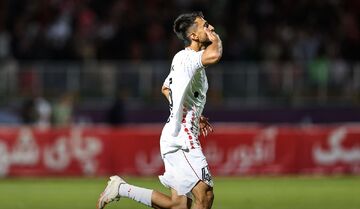 مادر گلزن پرسپولیس به قولش عمل کرد/ با این گل دنیا برام قشنگ‌تر شد +عکس