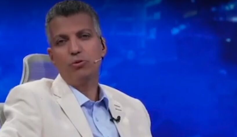 ویدیو| فردوسیپور: هرکس را بخواهید با افتخار سر ۳ سوت دستگیر میکنید؛ چرا در ورزشگاهها دوربینی برای شناسایی نیست؟! ویدیو| فردوسیپور: هرکس را بخواهید با افتخار سر ۳ سوت دستگیر میکنید؛ چرا در ورزشگاهها دوربینی برای شناسایی نیست؟!