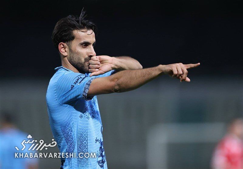فرعباسی زودتر حرکت کرد، پنالتی چادرملو باید تکرار می‌شد