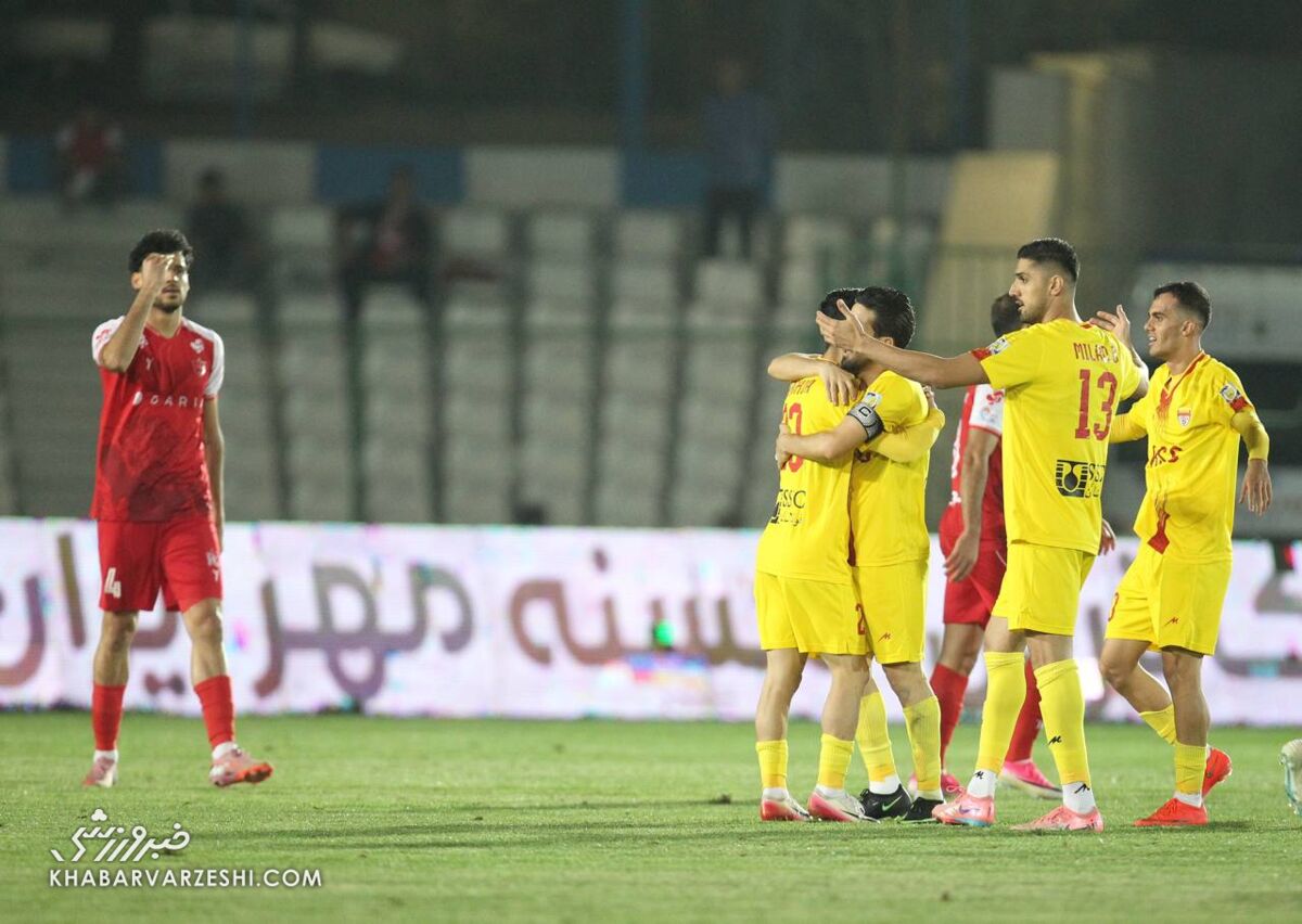 شادی گل وحید امیری در دیدار پرسپولیس - فولاد