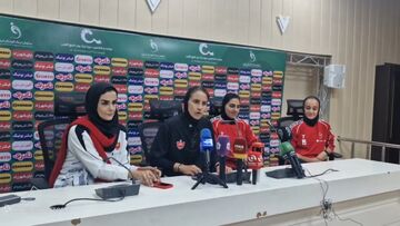 ویدیو| سرمربی زنان پرسپولیس بعد از شکست استقلال: ۵۰ سال دیگر عکس‌های این دربی را به نوه‌ها نشان می‌دهید و می‌گویید...