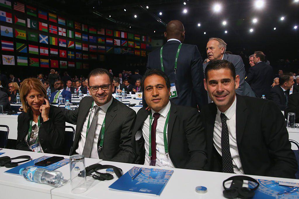 مهدوی کیا در آغوش کاپیتان پیشین رئال مادرید