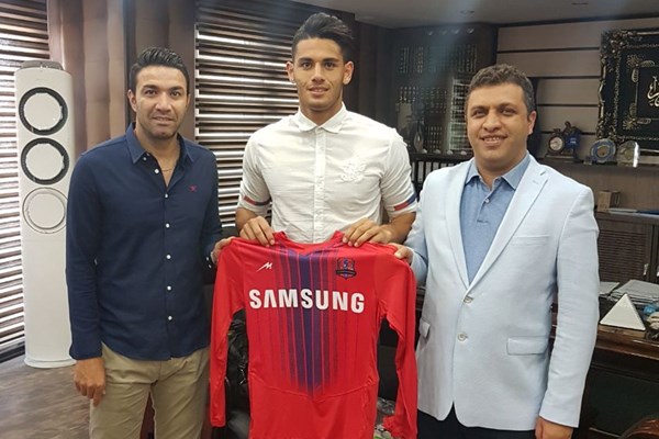 دروازه‌بان تیم ملی امید به نساجی پیوست