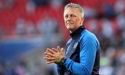 سرمربی ایسلند: عجیب است که ما هنور در کورس هستیم