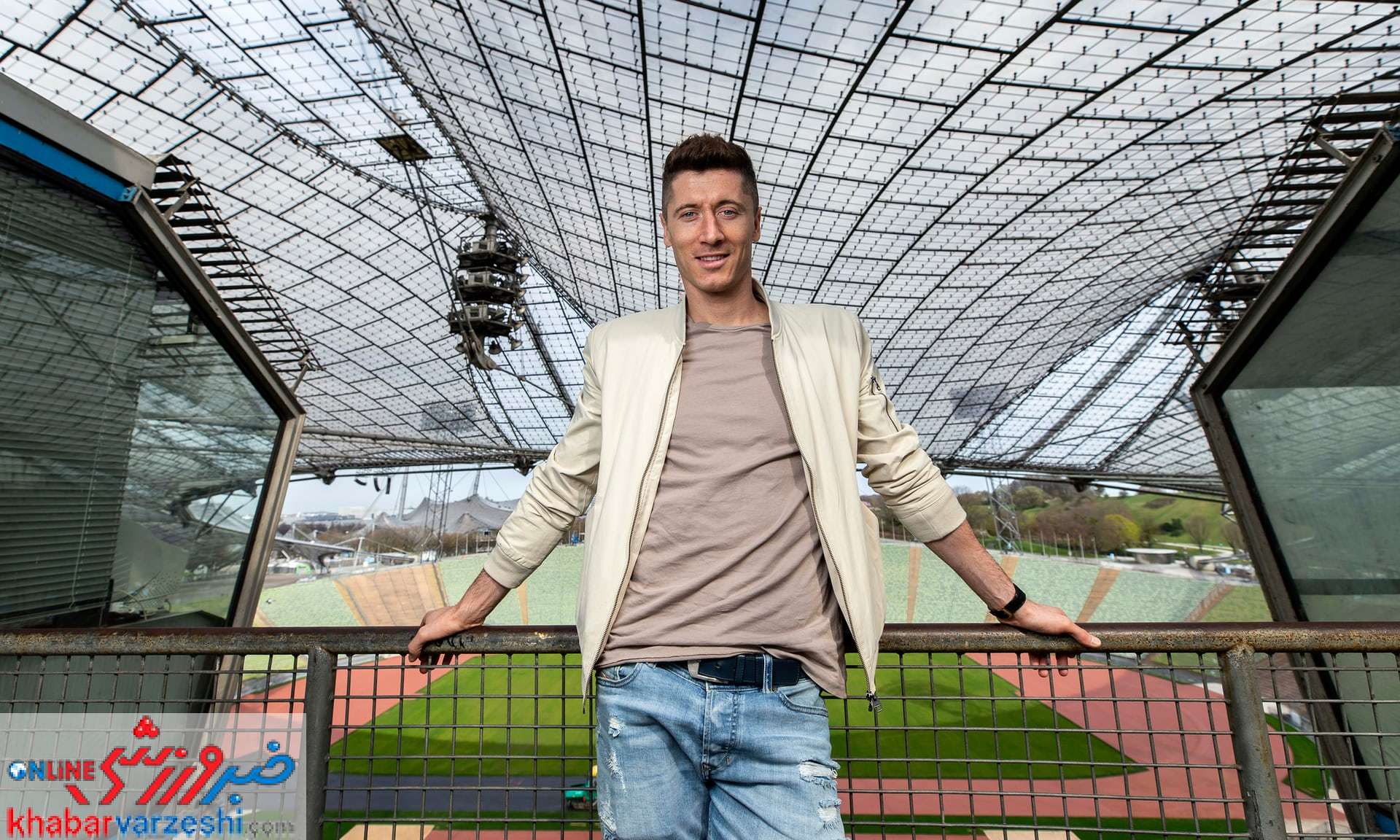 لواندوفسکی: دوستانم را مثل جوراب عوض نمی‌کنم!