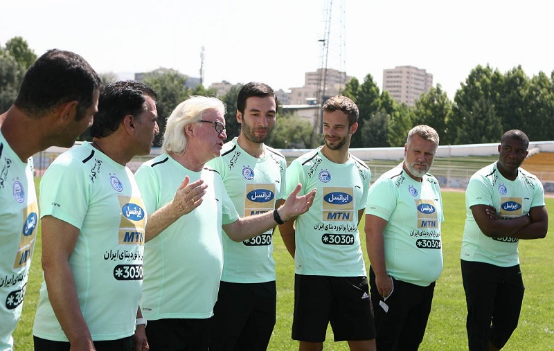 عکس| حضور بدنساز آلمانی در تمرین استقلال