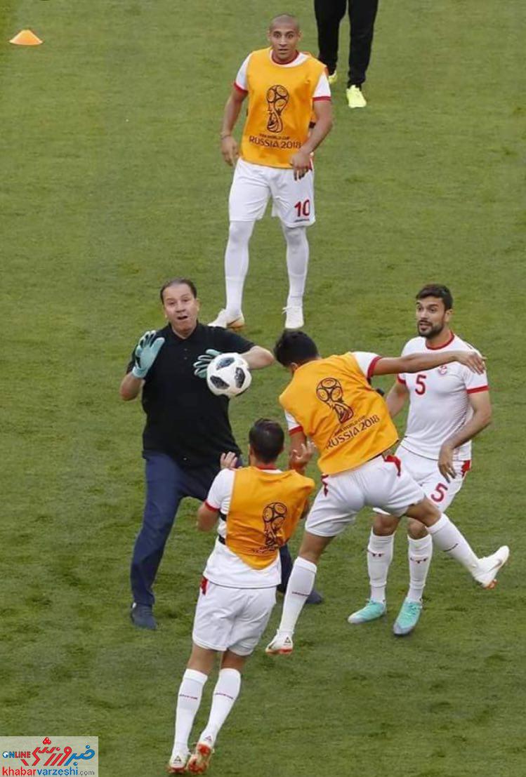 تصاویر| مربی تیم ملی تونس دروازه بان شد!