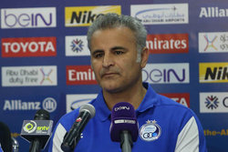 اگر در استقلال می‌ماندیم، نتیجه می‌گرفتیم