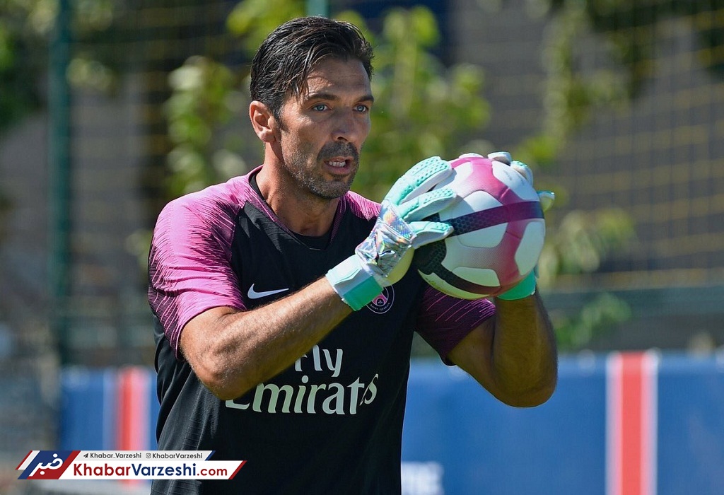 عکس| از درخشش برابر پدر تا هم‌تیمیِ پسر