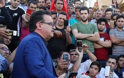 مالک تراکتور از تمرینات گسترش فولاد بازدید کرد