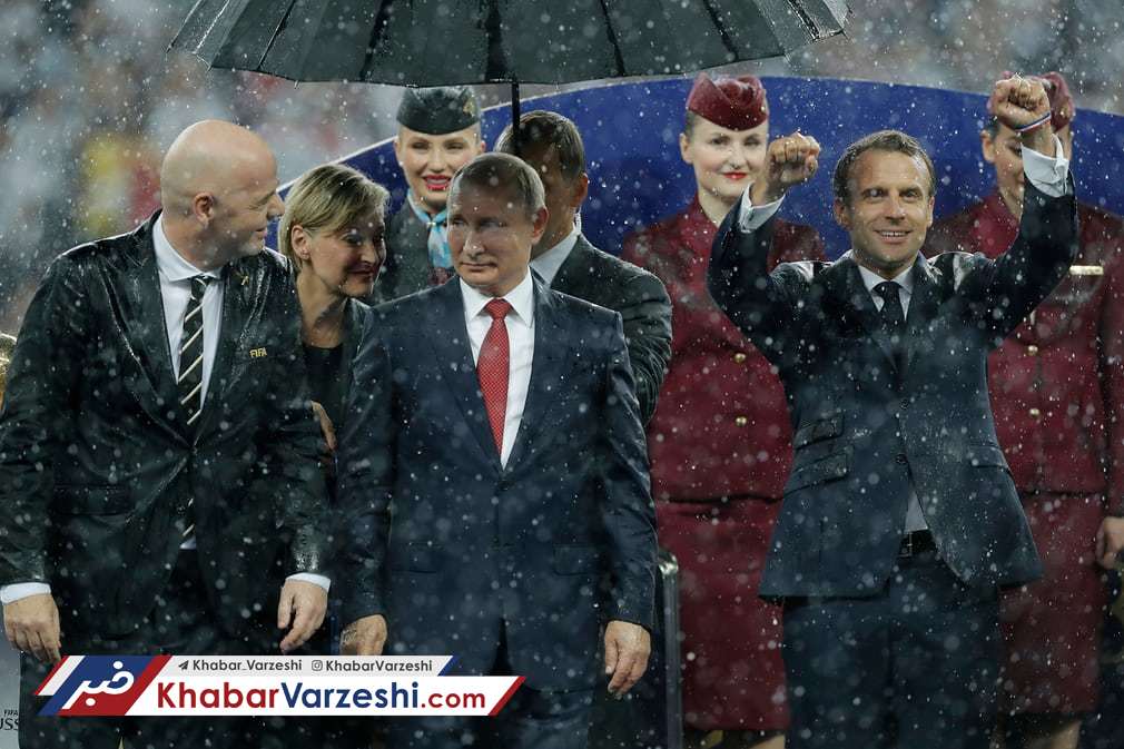 عکس| خون رنگین پوتین!