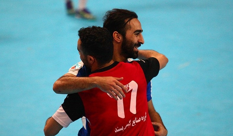 پیروزی گیتی‌پسند و آذرخش بندرعباس در لیگ برتر فوتسال