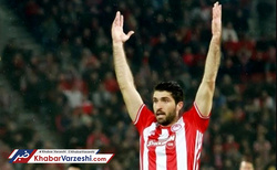 تحقیر المپیاکوس در حضور ملی پوشان ایرانی