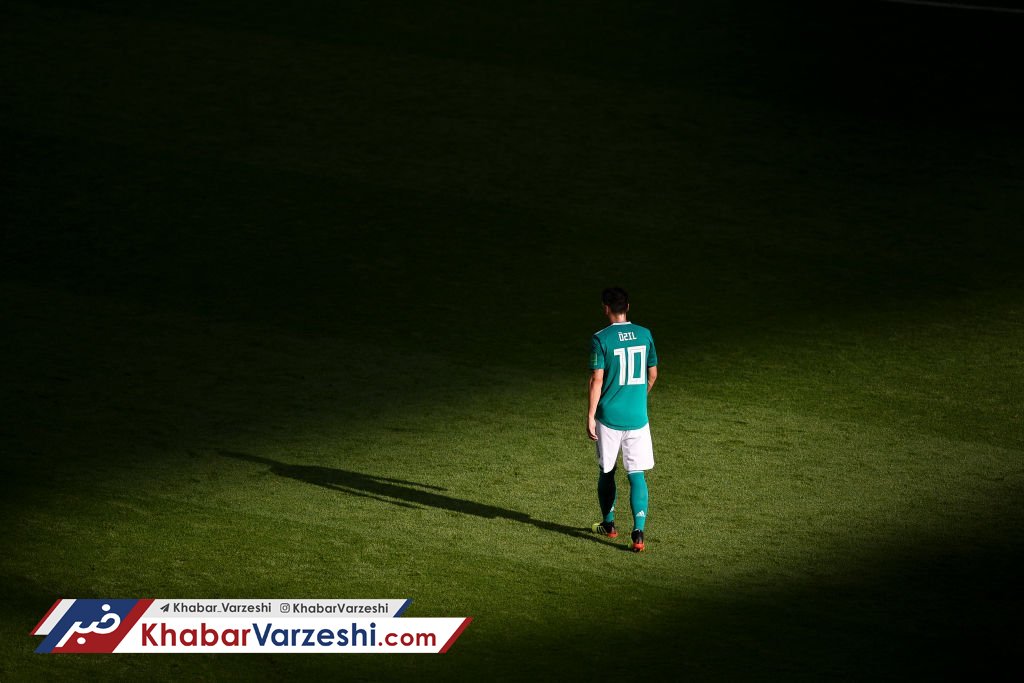 اوزیل عصبانی، قربانی یک عکس