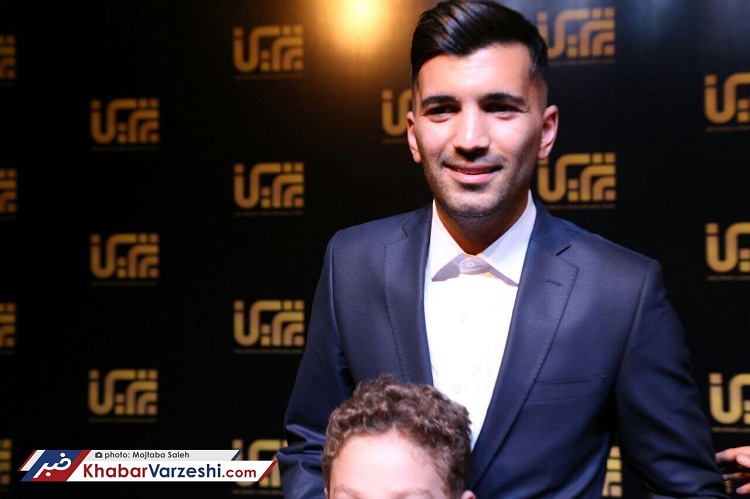 مسلمان درست جلوی چشم برانکو