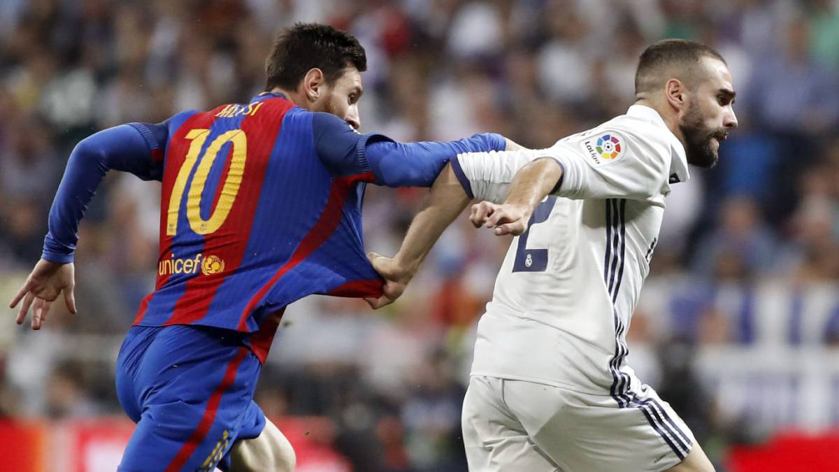 کارواخال: مسی دید و بینش بهتری نسبت به رونالدو دارد