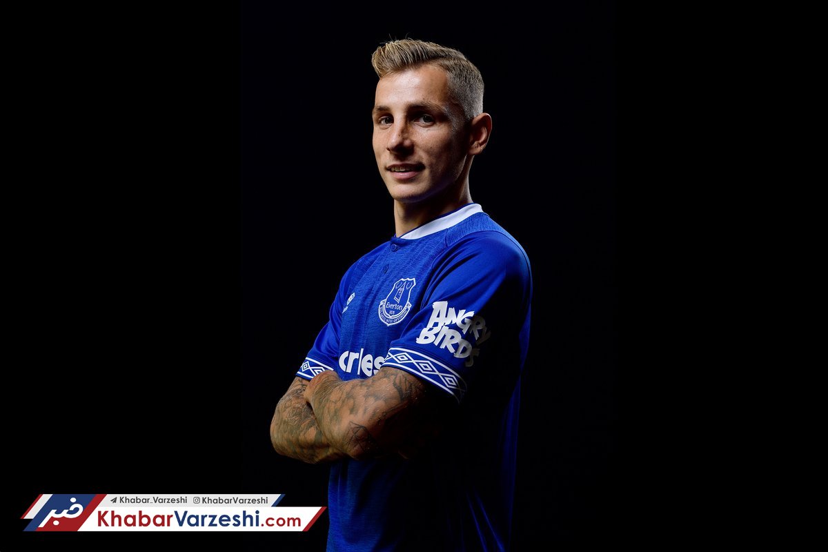 مدافع بارسا رسماً لیگ برتری شد