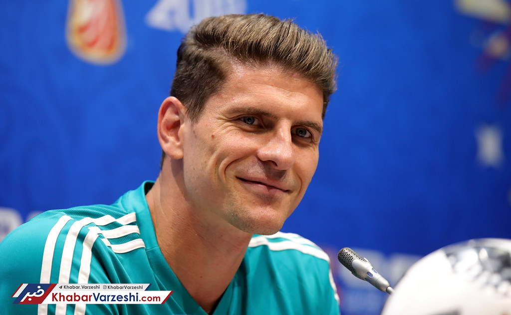 گومز با مانشافت خداحافظی کرد