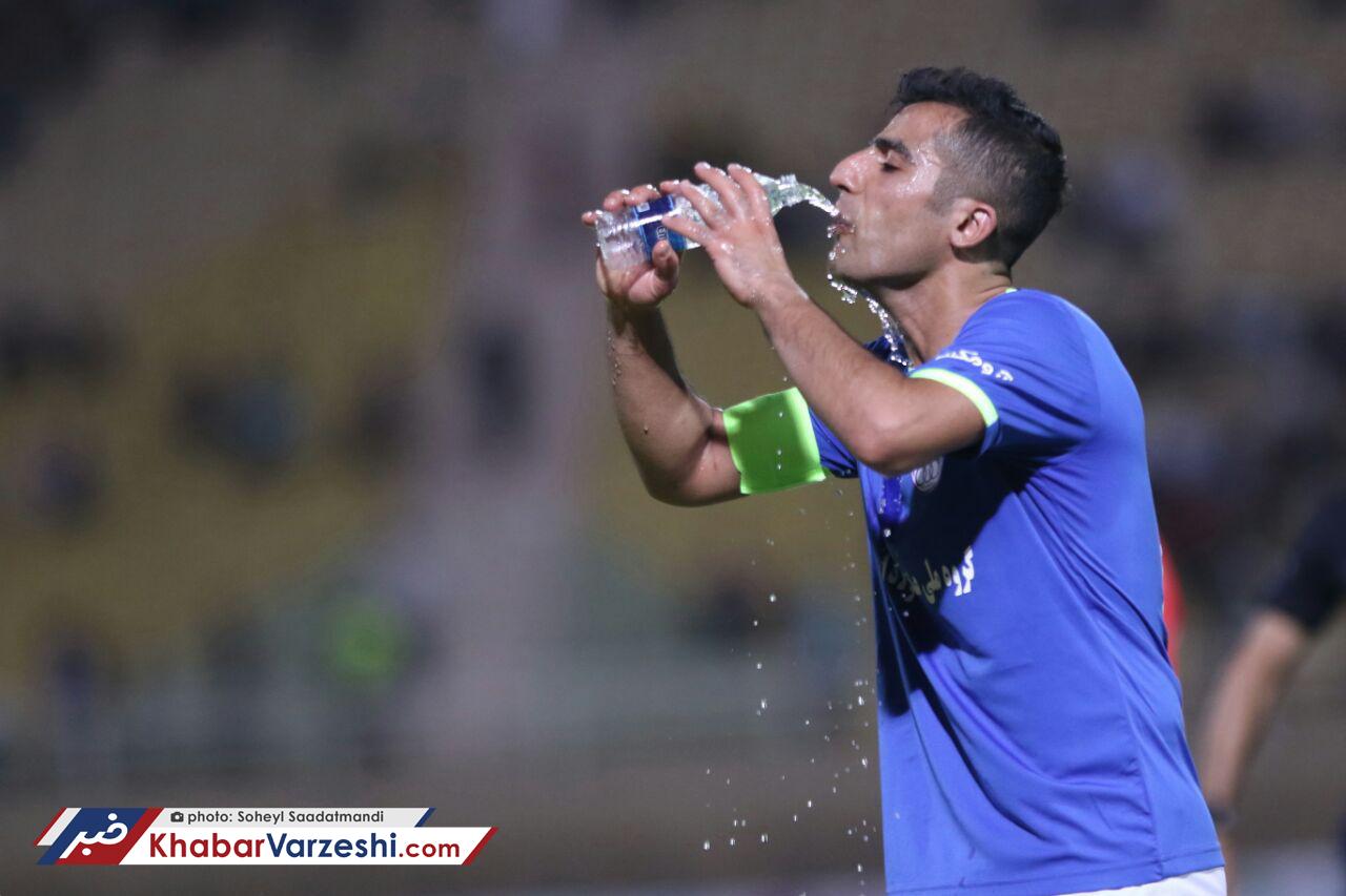 مبعلی: فقط به پرسپولیسی‌ها سنگ نمی‌زدند ما هم در خطر بودیم