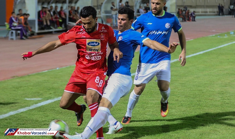 پرسپولیس شانس آورد و باید شکست می خورد!