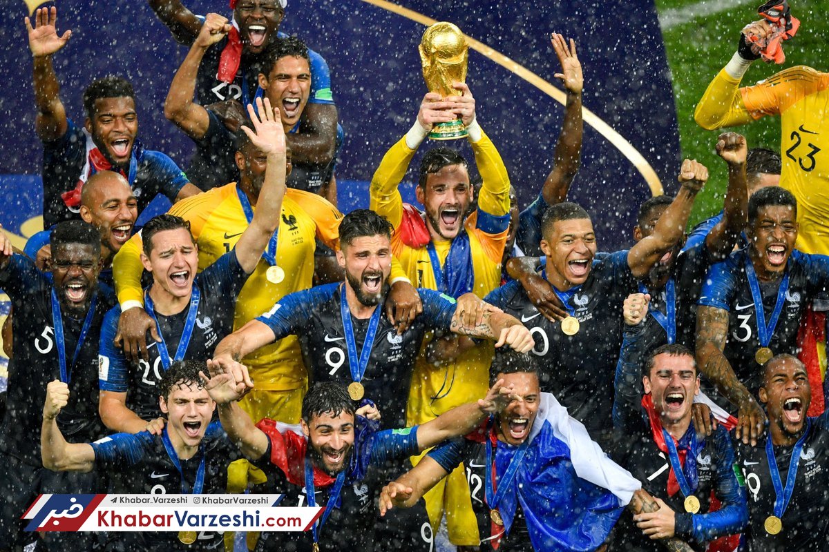 خـروس‌ها بر بـام جهــان