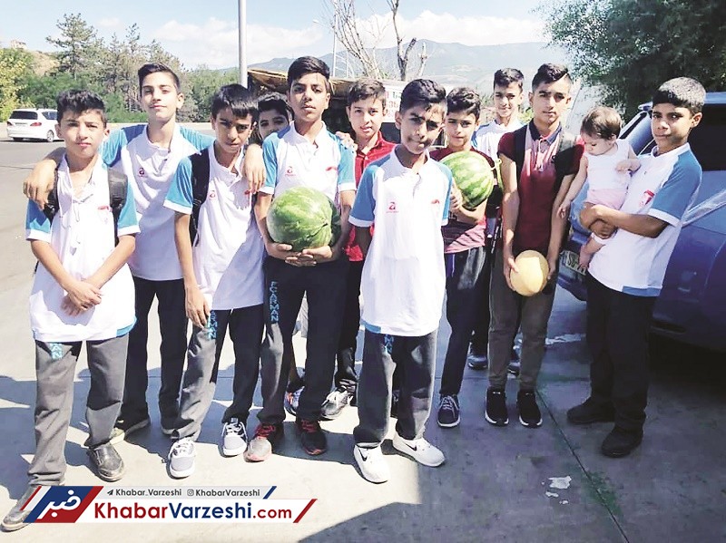 من تهدید خانواده‌ها را تأیید نمی‌کنم