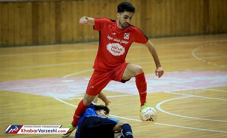ادامه صدرنشینی گیتی‌پسند در لیگ فوتسال