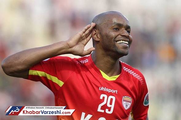 پریرا: گره گلزنی‌ام باز شد بیشتر گل می‌زنم