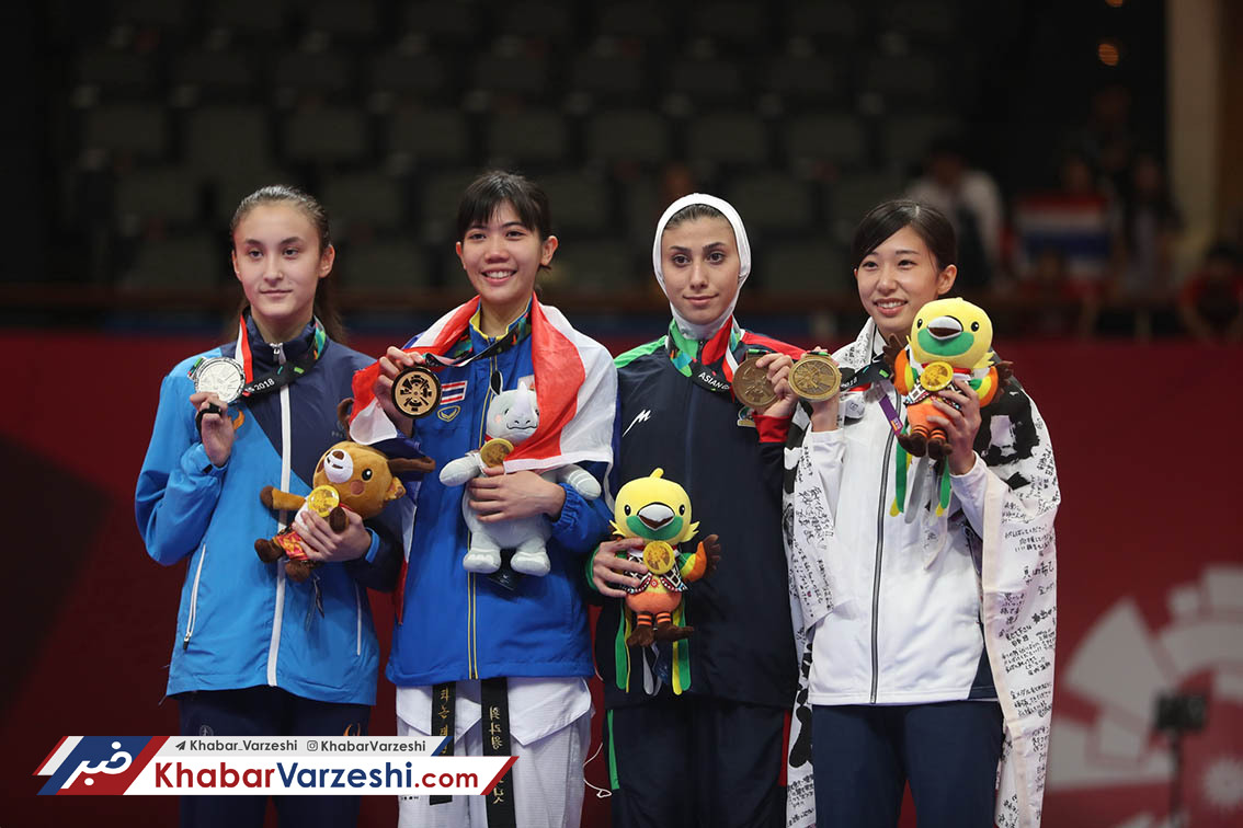 گزارش تصویری‌| مدال برنز تکواندو آسیا برگردن ناهید کیانی