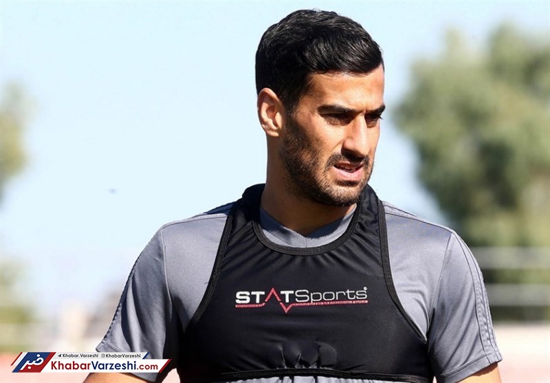 عکس| حاج‌صفی از لیست المپیاکوس خارج شد