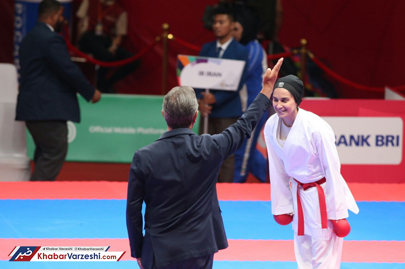 علیپور مقابل حریف چینی نقره‌ای شد