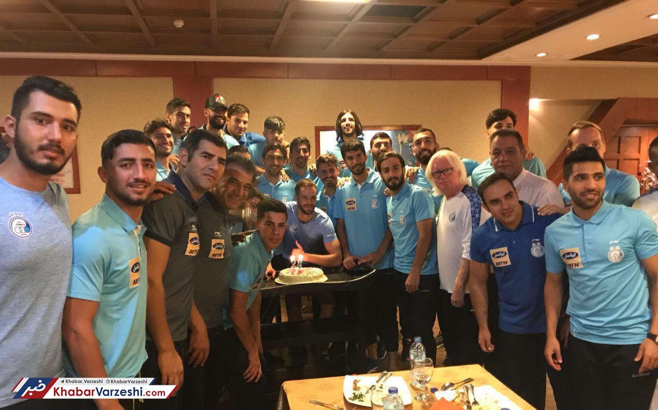 عکس| جشن تولد در اردوی استقلال