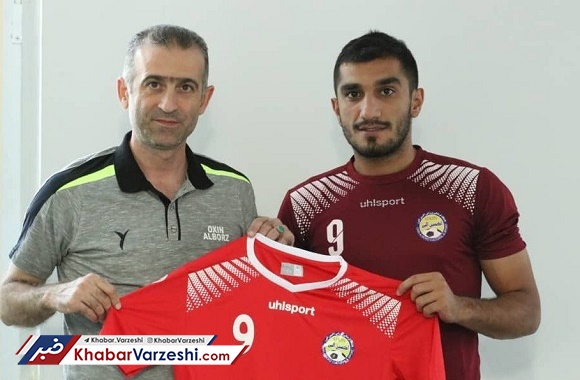 عکس|یک پرسپولیسی به اکسین پیوست