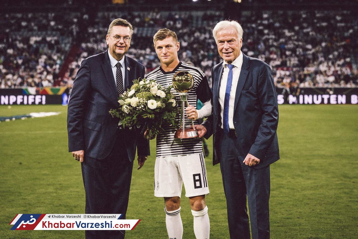 عکس| اهدای جایزه مرد سال فوتبال آلمان